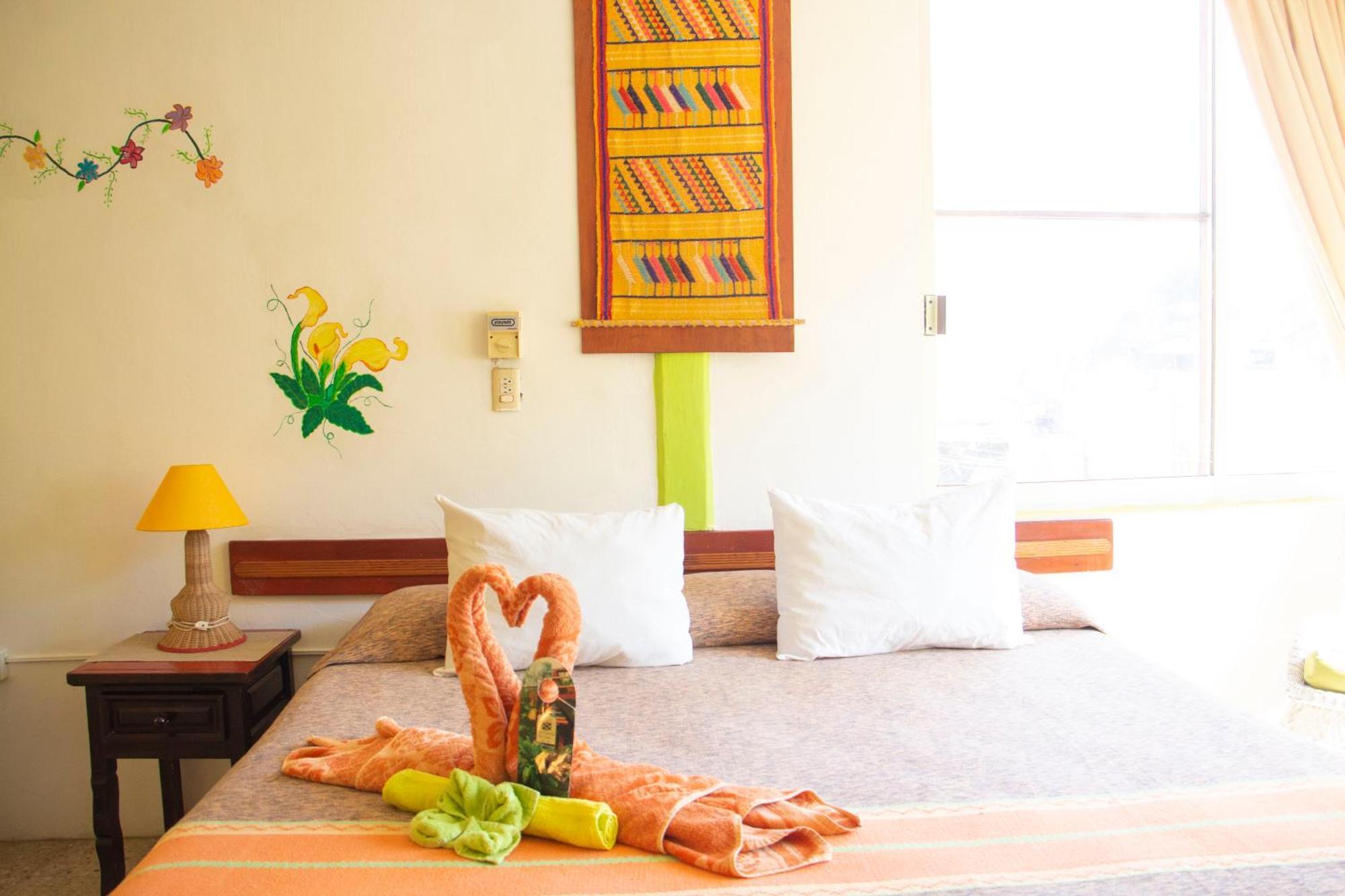 Hotel La Cabana Puerto Angel Ngoại thất bức ảnh