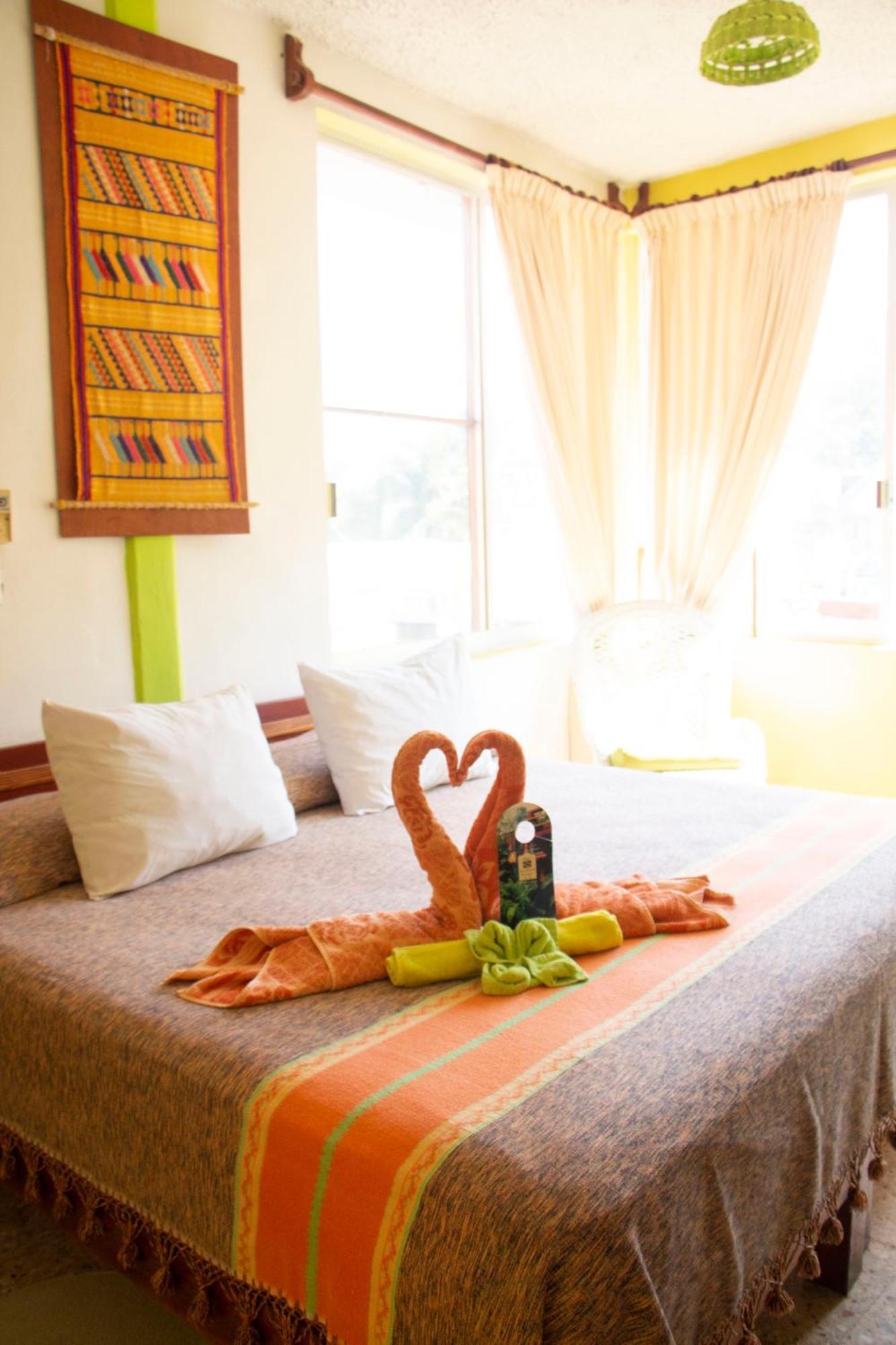 Hotel La Cabana Puerto Angel Ngoại thất bức ảnh