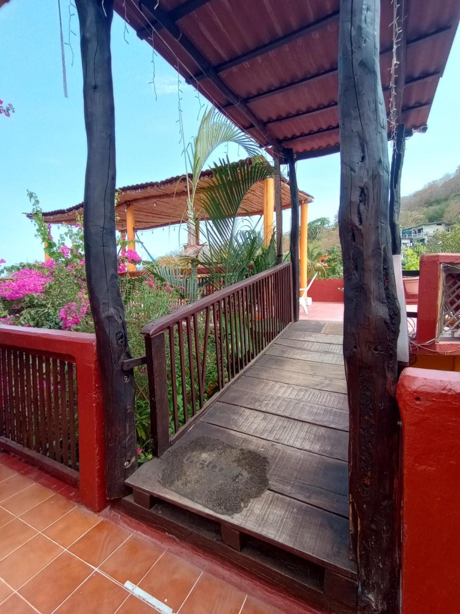 Hotel La Cabana Puerto Angel Ngoại thất bức ảnh